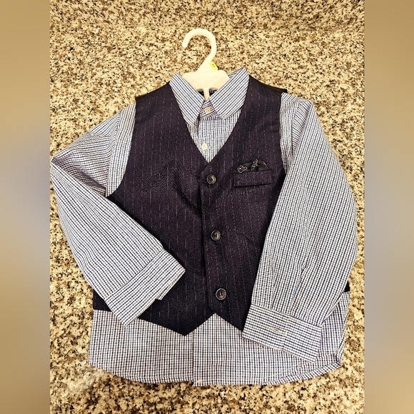 Navy Pinstripe Suit Set Toddler Boy Size 5. - Picture 3 of 4